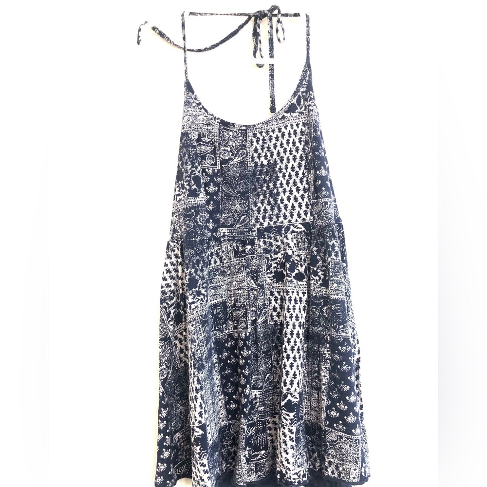 Billabong Dark Blue and White Floral Top